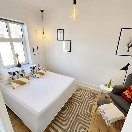 Unique Luxurious And Historic 130 M2 Apartman