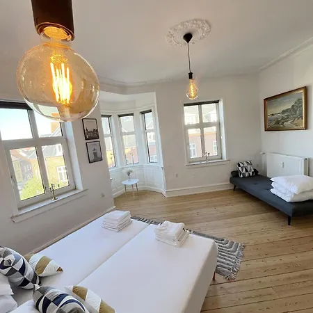 Unique Luxurious And Historic 130 M2 Appartement Esbjerg